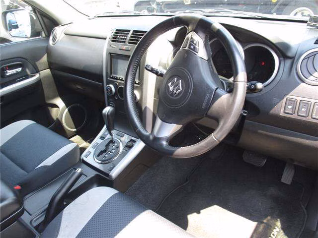 SUZUKI ESCUDO