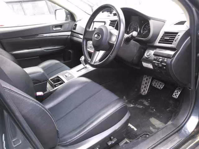 SUBARU LEGACY