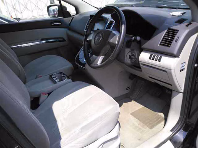 MAZDA MPV