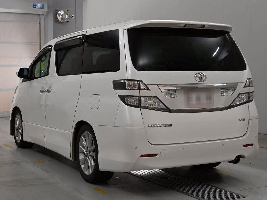 TOYOTA VELLFIRE