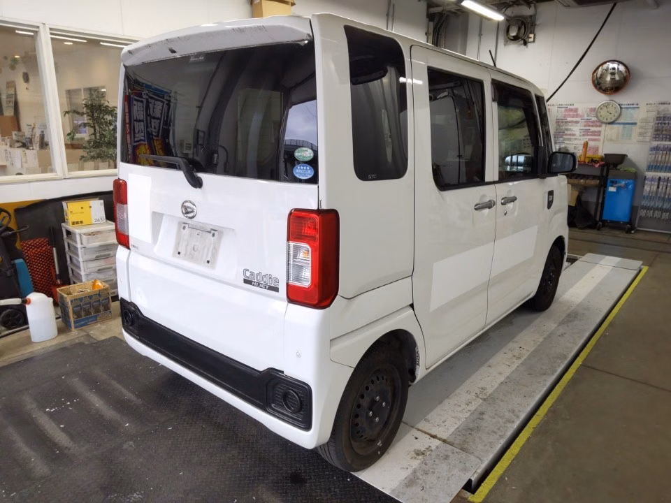 DAIHATSU HIJET CADDIE