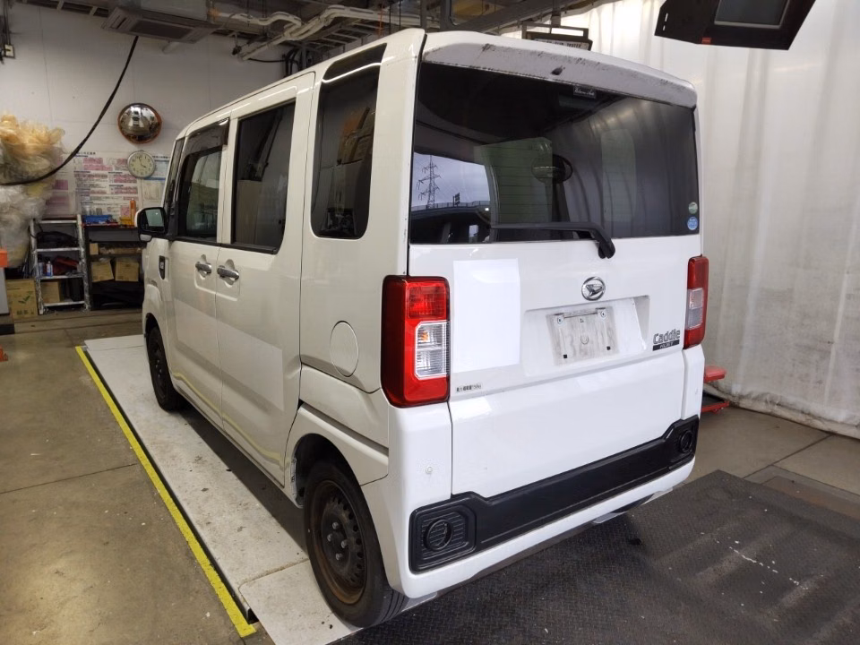 DAIHATSU HIJET CADDIE