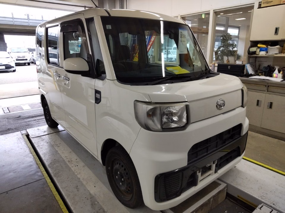DAIHATSU HIJET CADDIE
