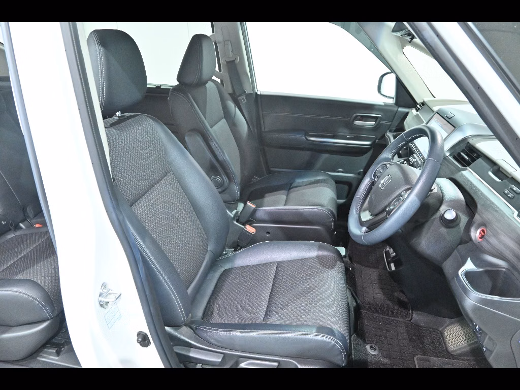 HONDA FREED+