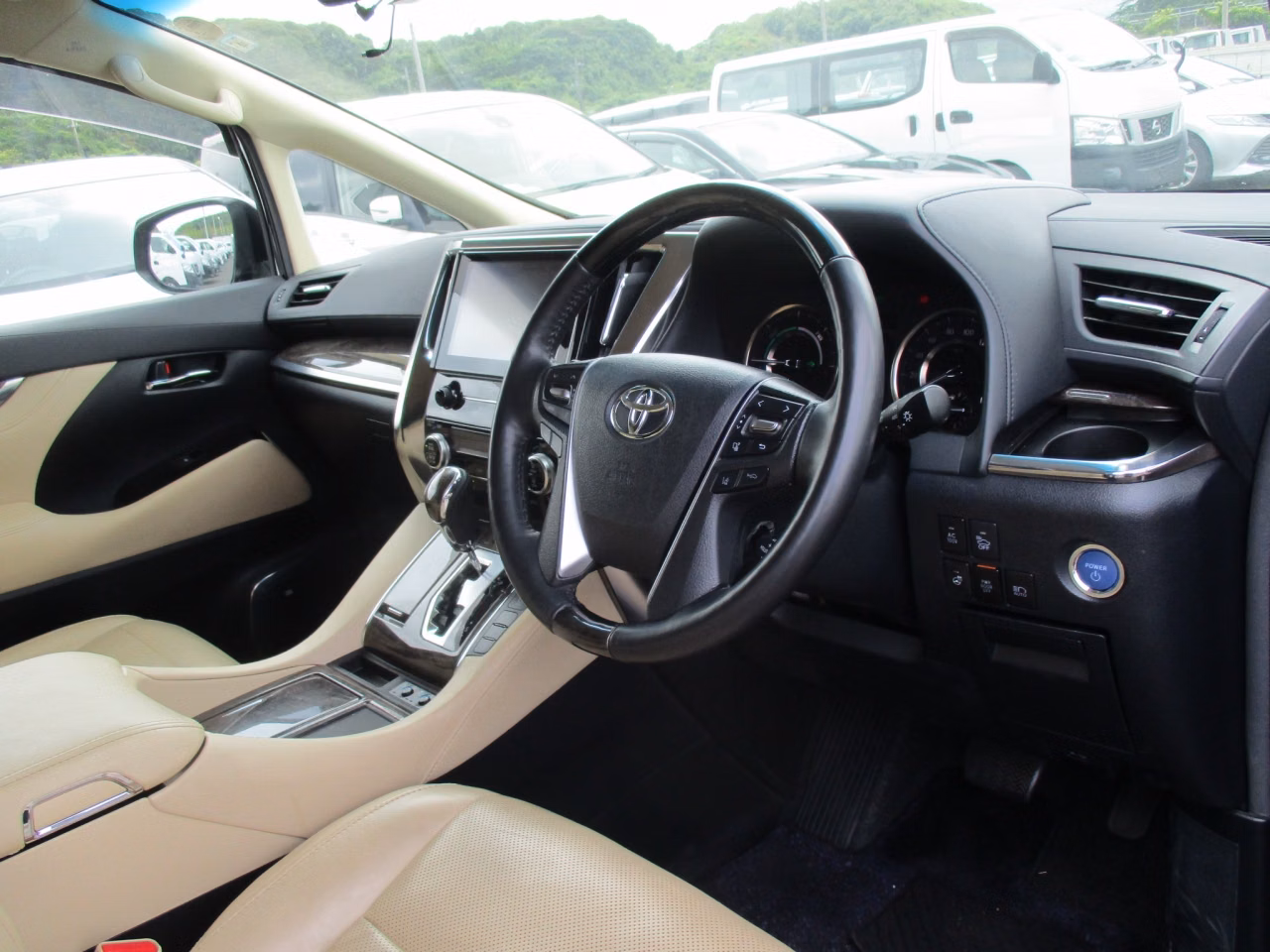 TOYOTA ALPHARD
