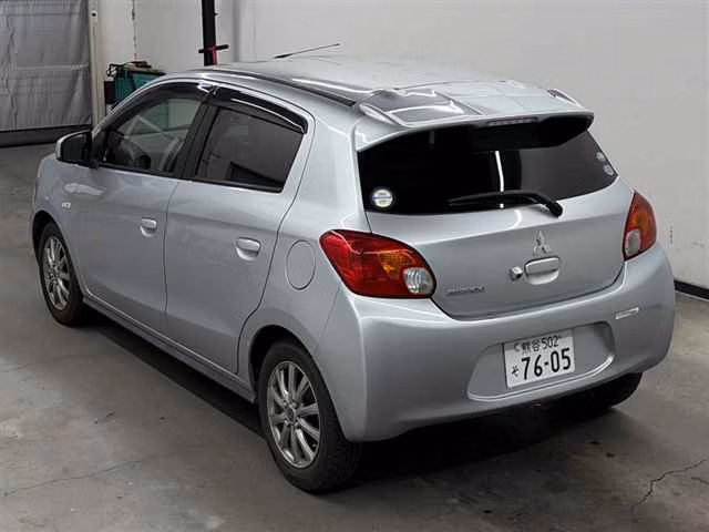 MITSUBISHI MIRAGE