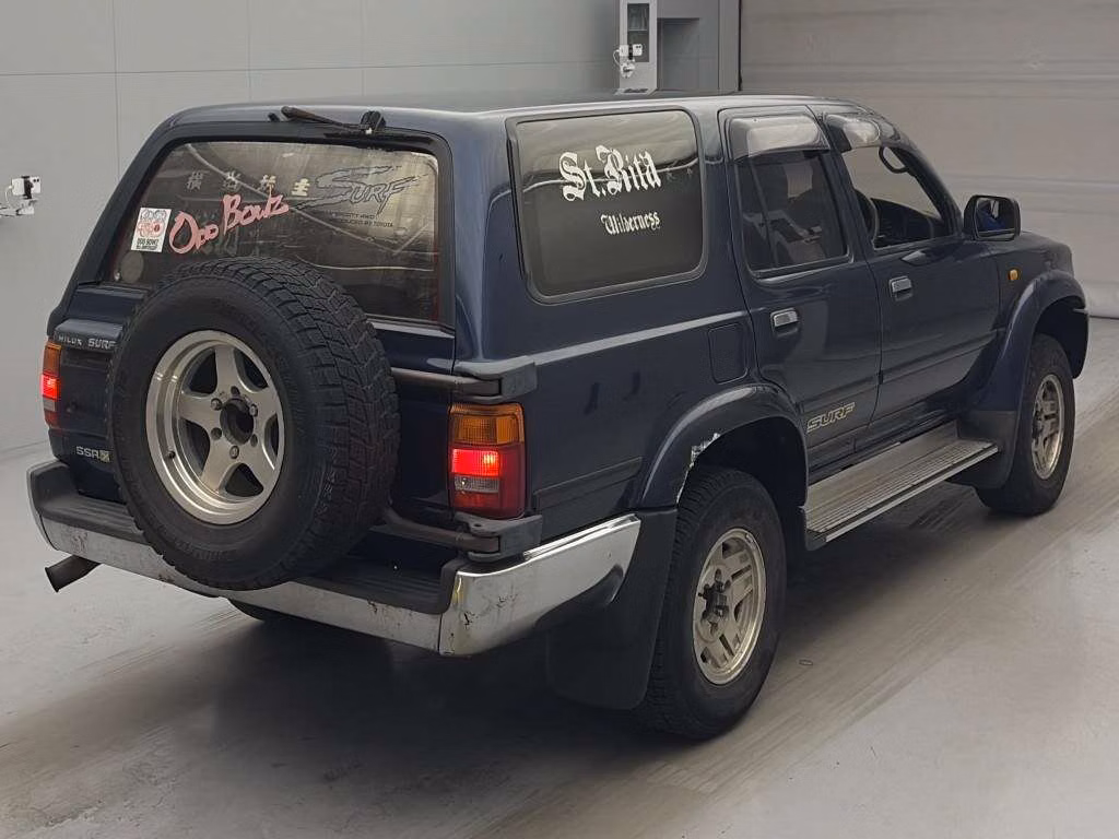 TOYOTA HILUX SURF