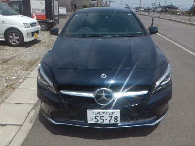 MERCEDES-BENZ CLA-CLASS