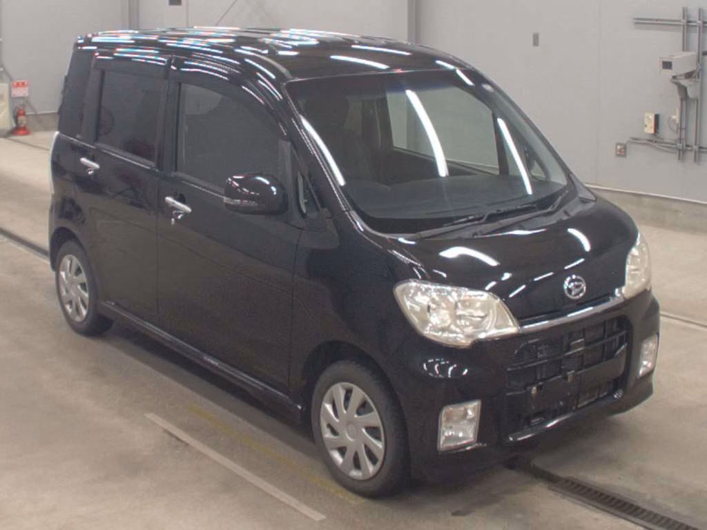 DAIHATSU TANTO EXE
