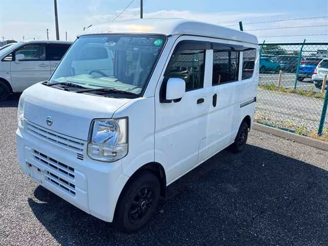 NISSAN NV100 CLIPPER