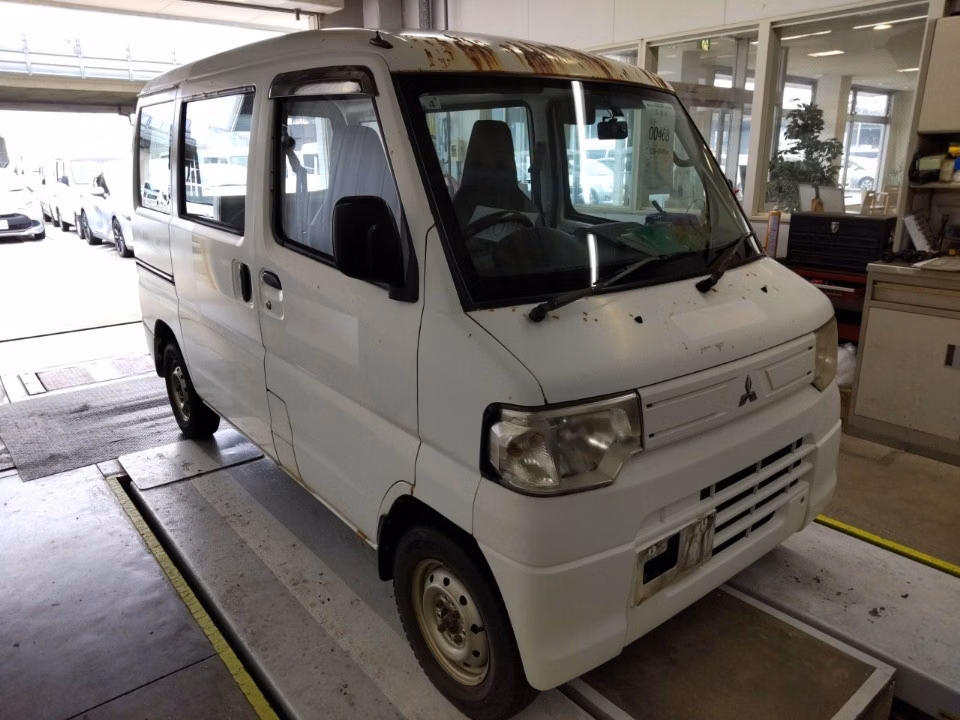 MITSUBISHI MINICAB