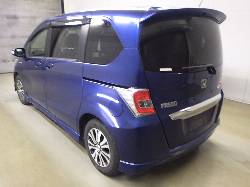 HONDA FREED