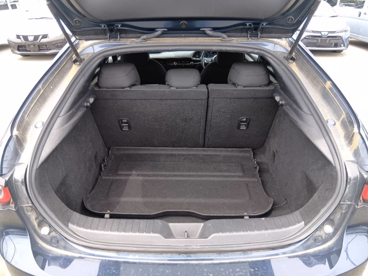 MAZDA MAZDA3
