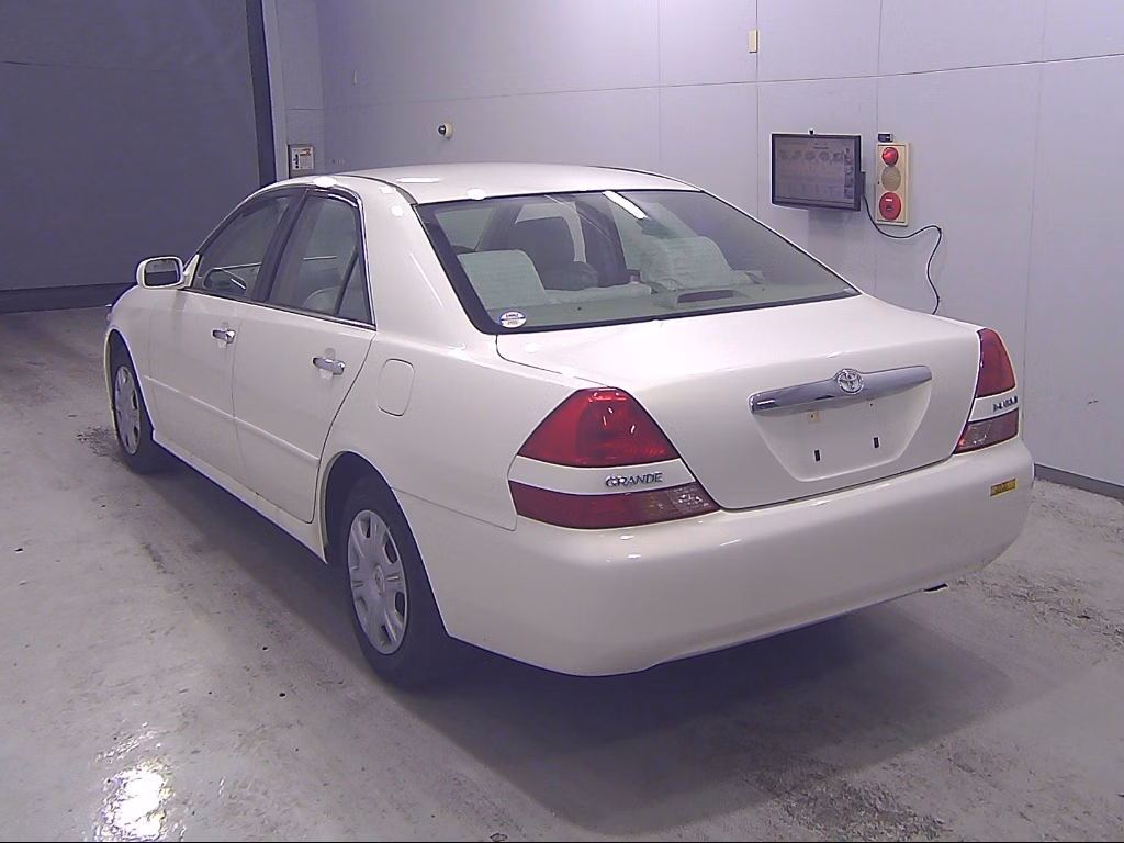 TOYOTA MARK II