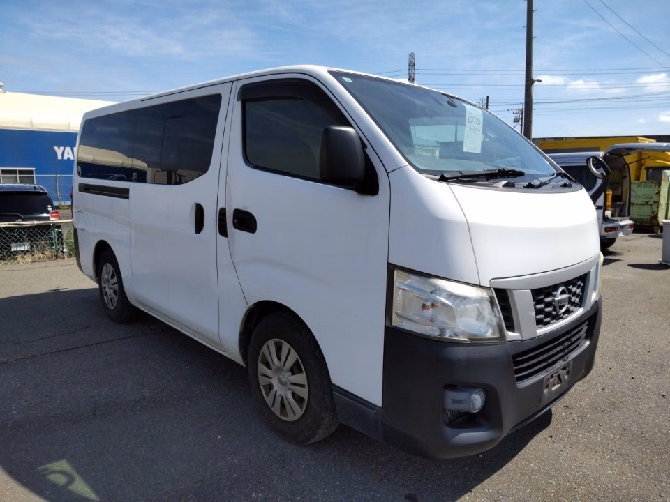 NISSAN NV350 CARAVAN