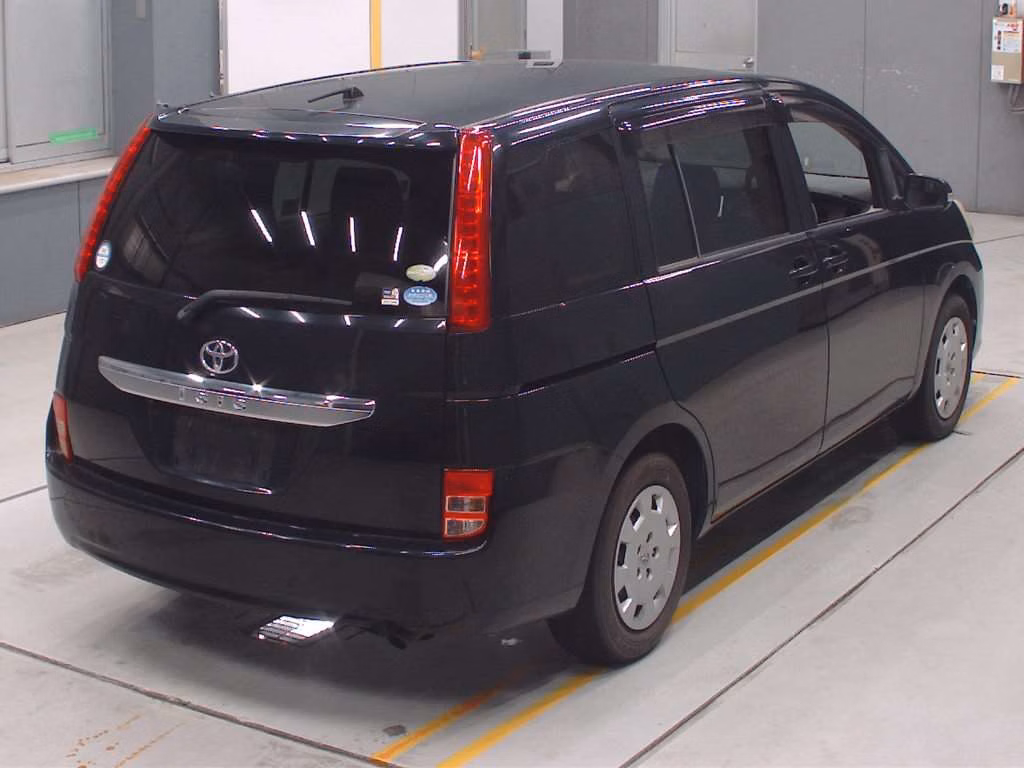 TOYOTA ISIS
