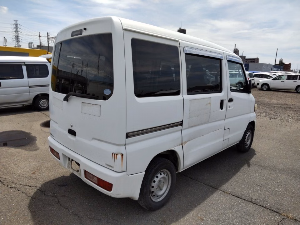 MITSUBISHI MINICAB