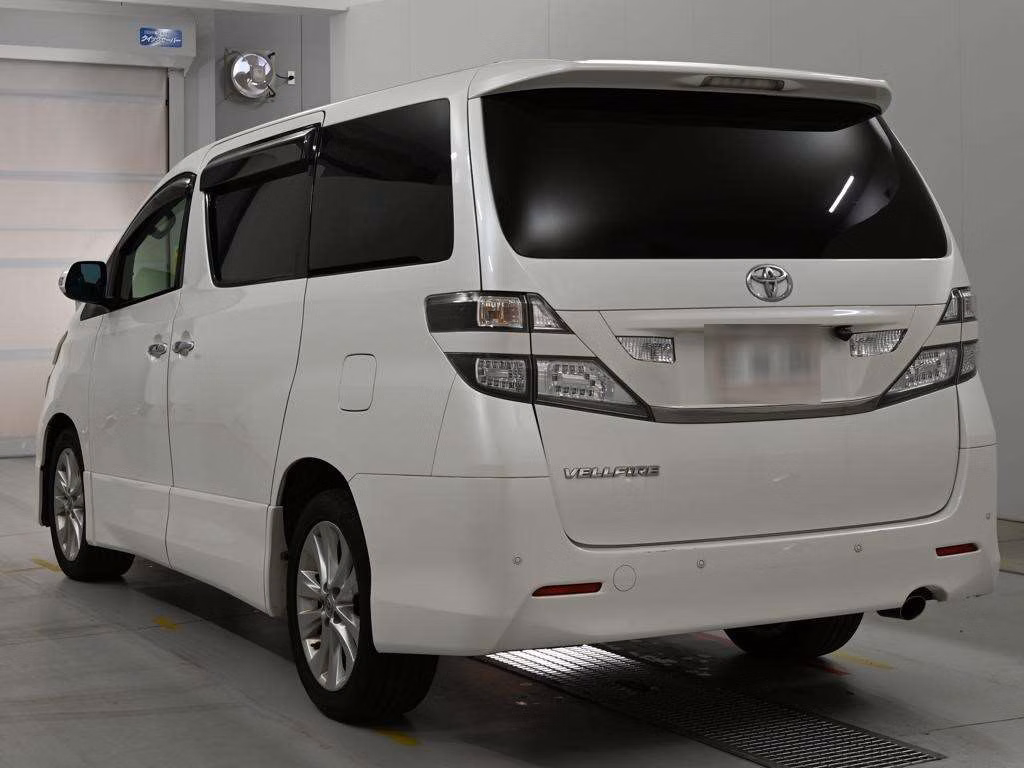 TOYOTA VELLFIRE