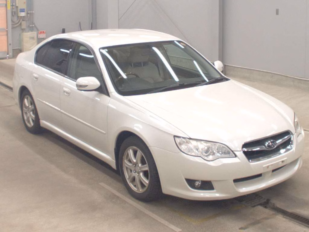 SUBARU LEGACY B4