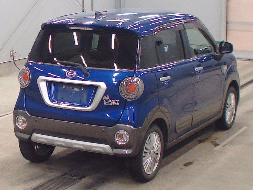 DAIHATSU CAST