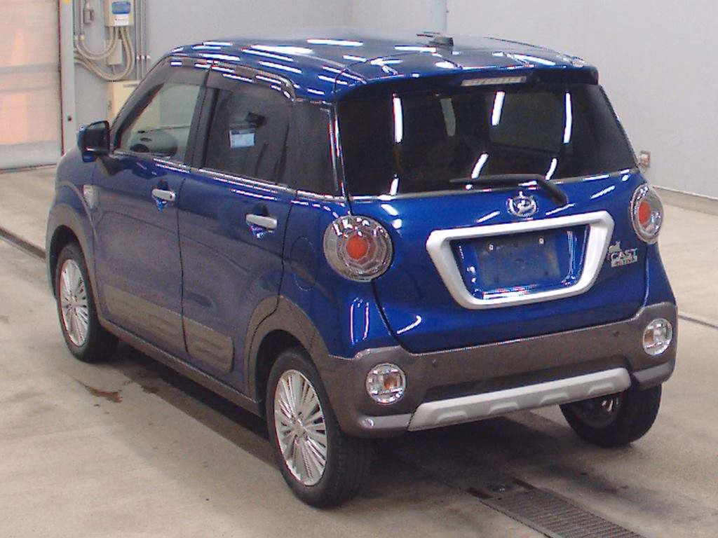 DAIHATSU CAST