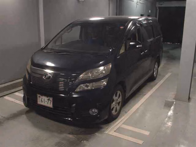 TOYOTA VELLFIRE