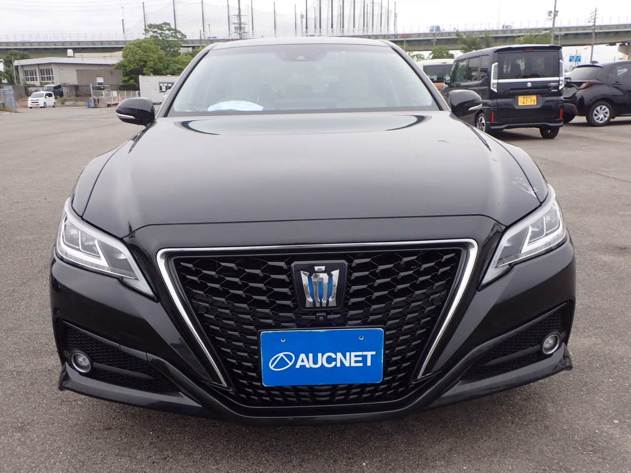TOYOTA CROWN
