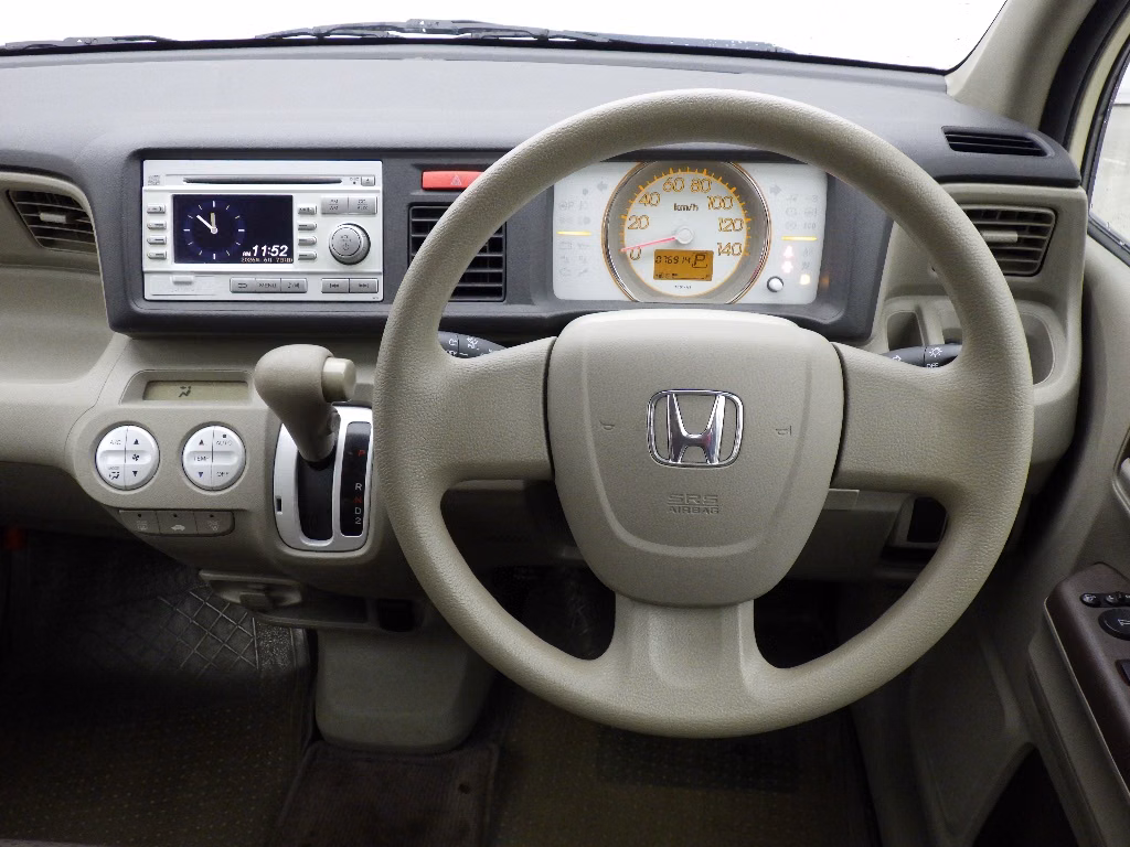 HONDA LIFE