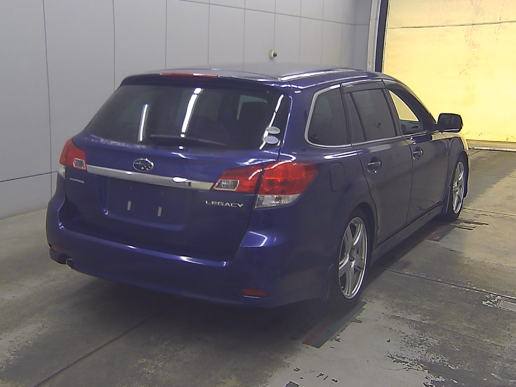 SUBARU LEGACY