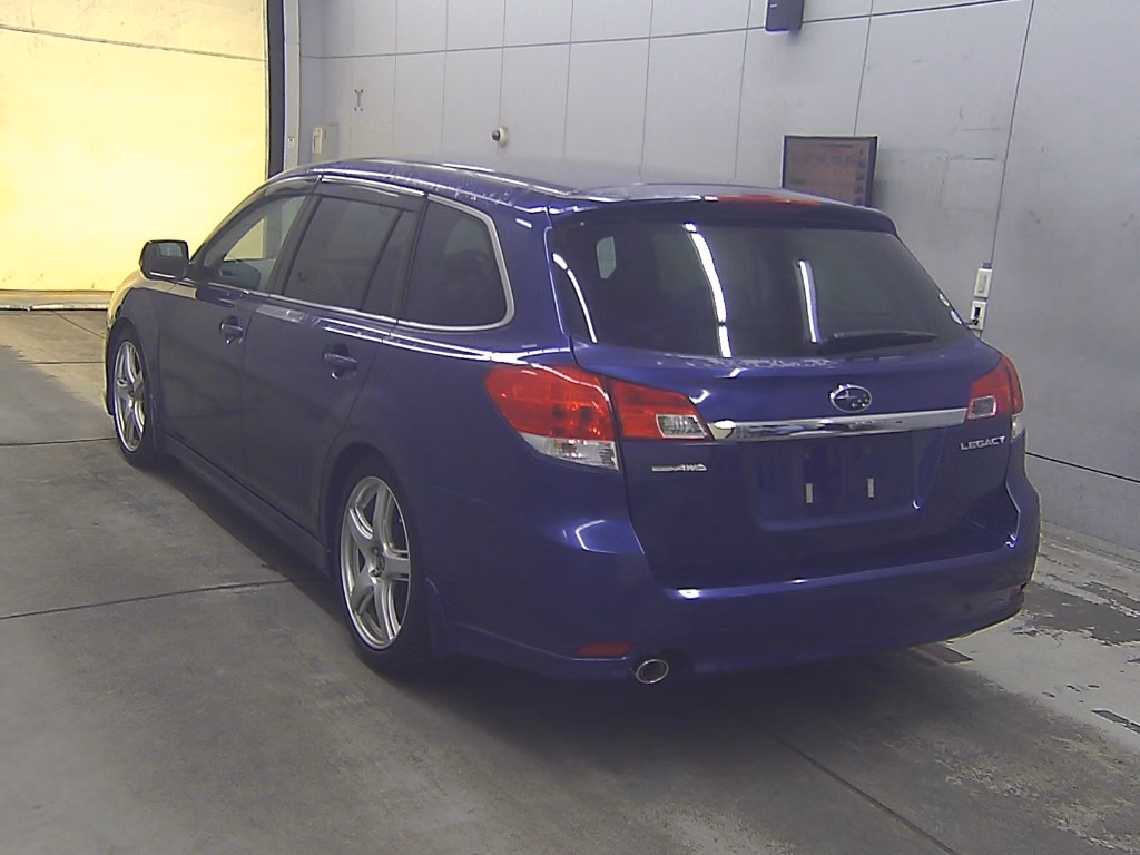 SUBARU LEGACY