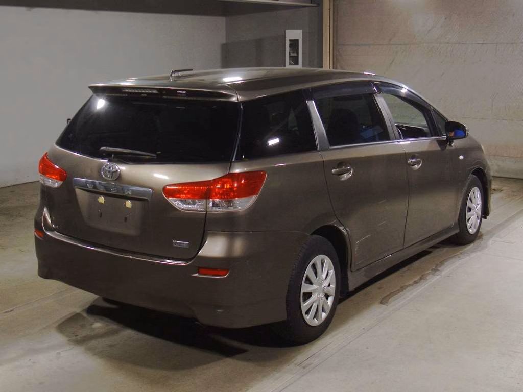 TOYOTA WISH