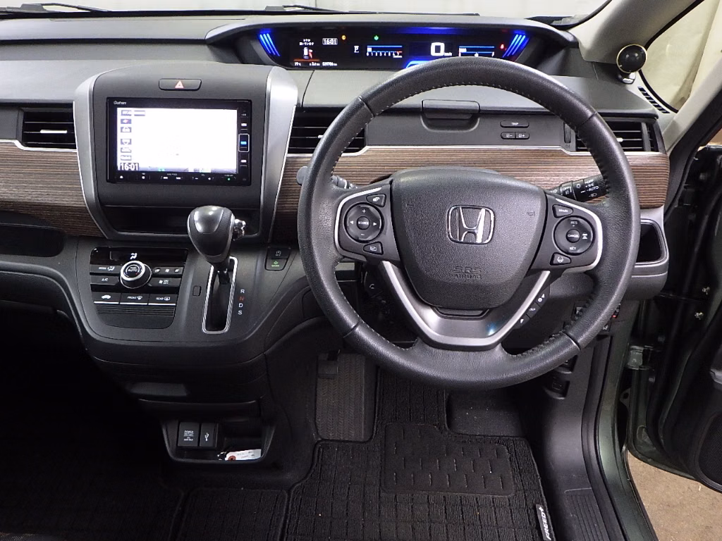 HONDA FREED+
