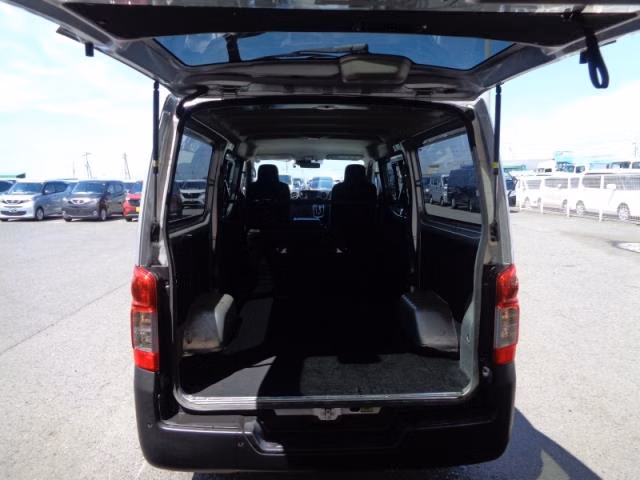 NISSAN CARAVAN