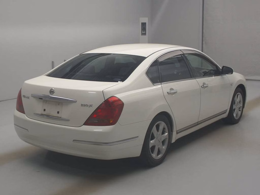 NISSAN TEANA