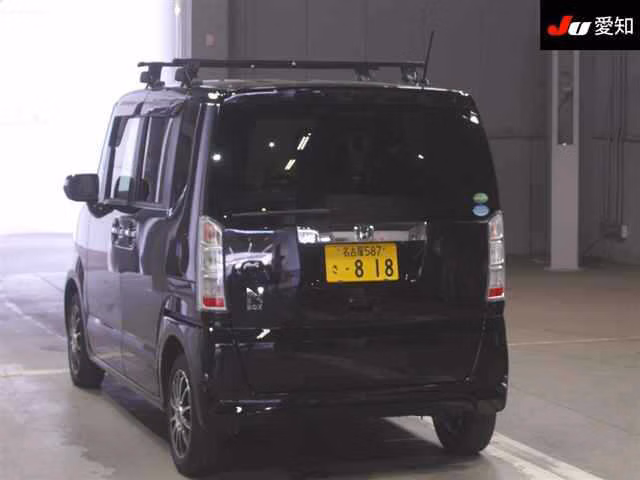 HONDA N-BOX