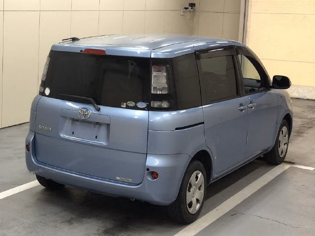 TOYOTA SIENTA