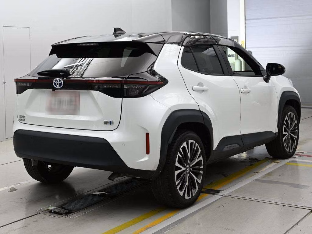 TOYOTA YARIS CROSS