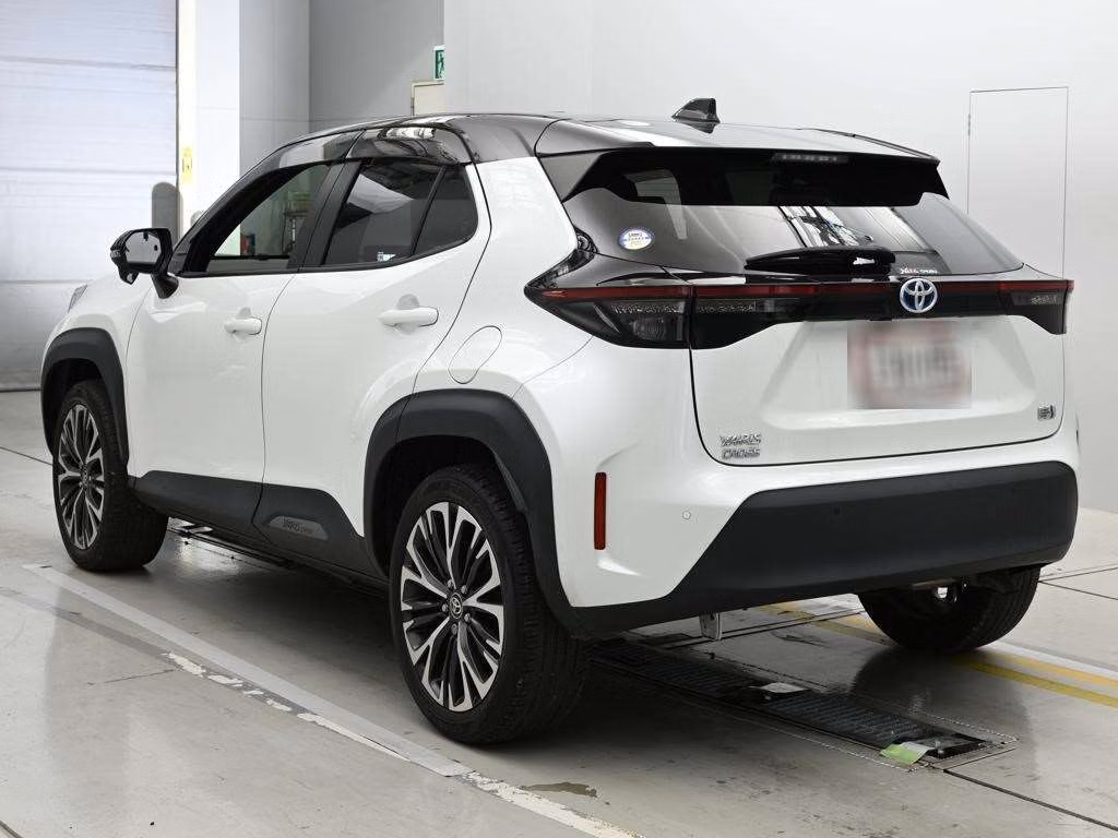 TOYOTA YARIS CROSS