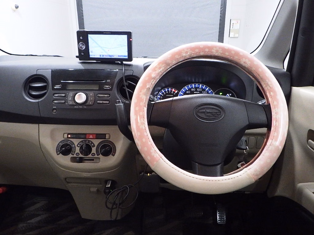 SUBARU LUCRA