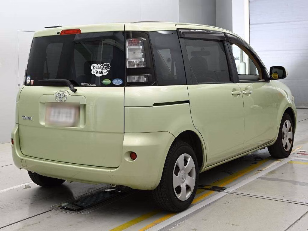 TOYOTA SIENTA