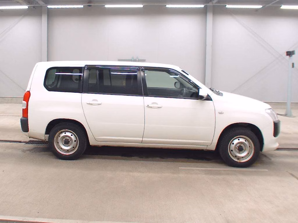MAZDA FAMILIA