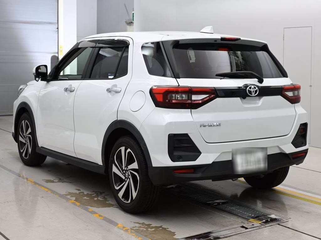 TOYOTA RAIZE