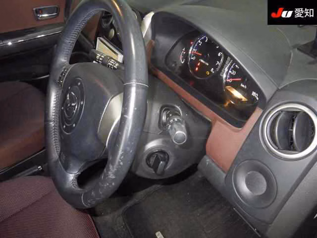 MAZDA VERISA