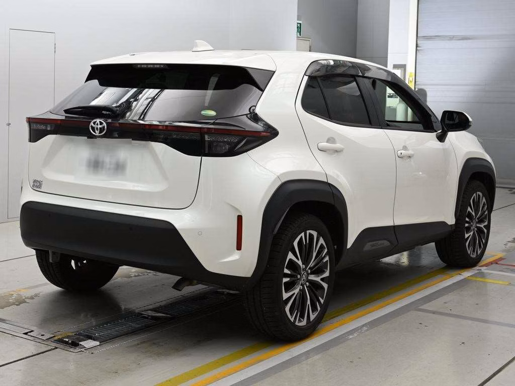 TOYOTA YARIS CROSS