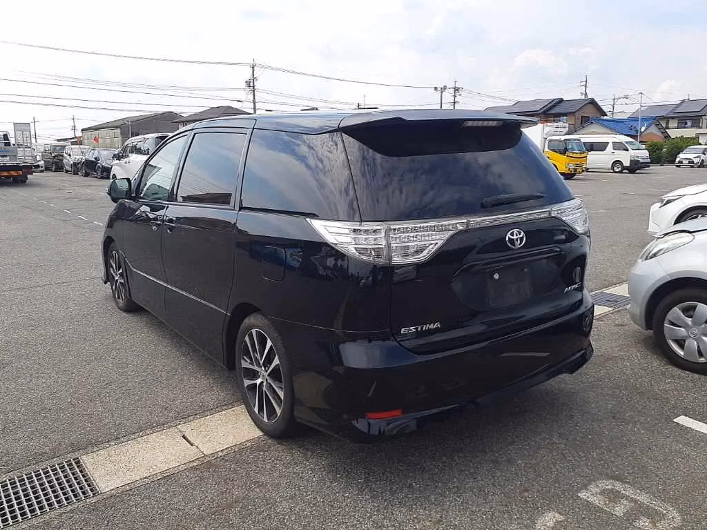 TOYOTA ESTIMA