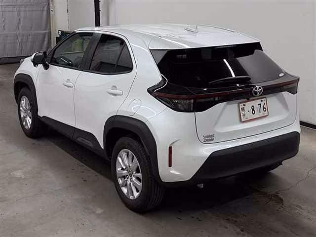 TOYOTA YARIS CROSS