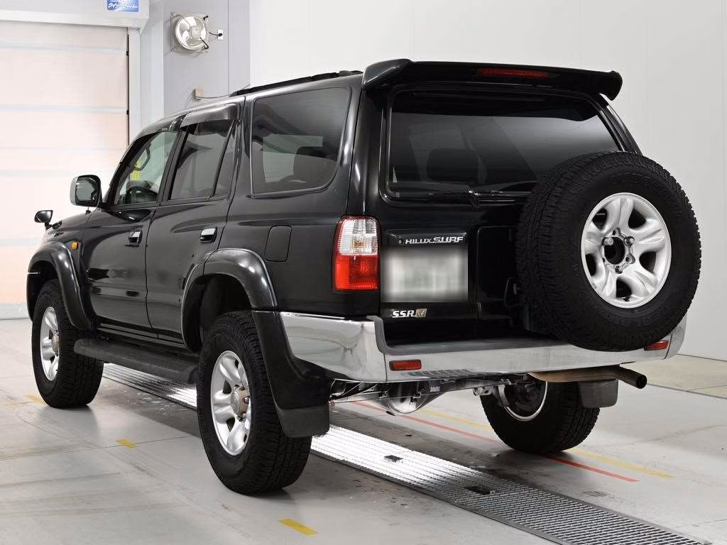 TOYOTA HILUX SURF