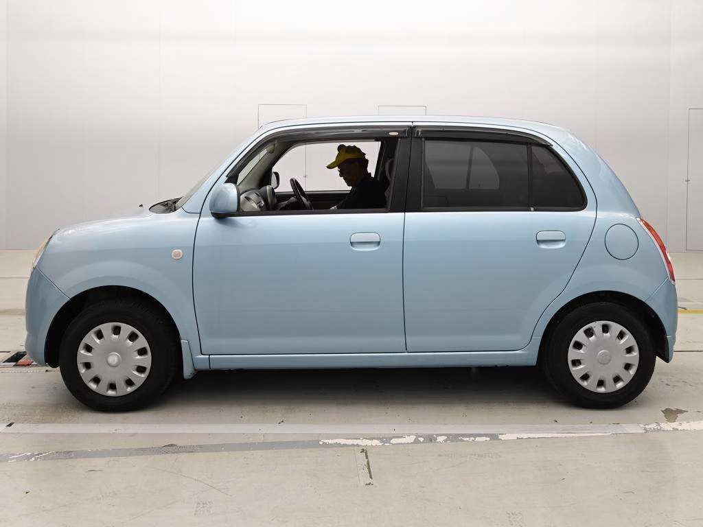 DAIHATSU MIRA GINO