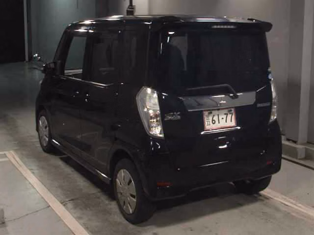 MITSUBISHI EK SPACE