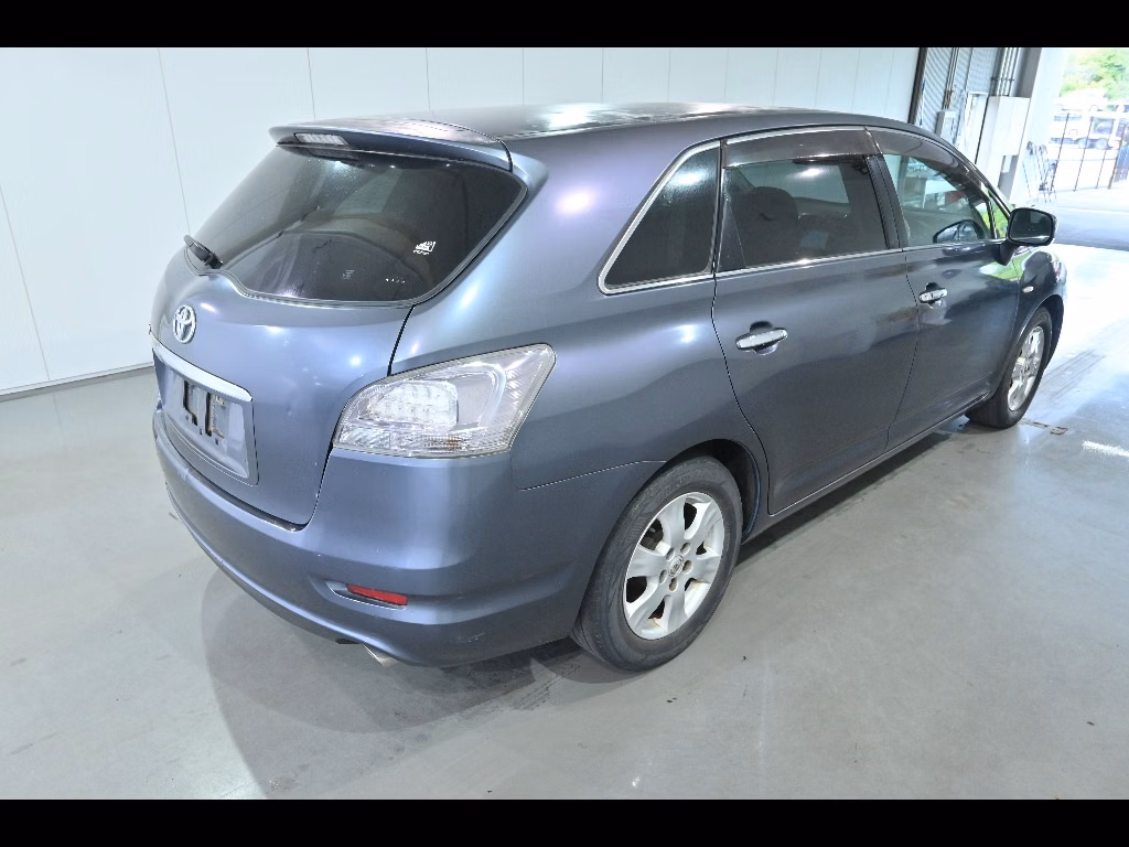 TOYOTA MARK X ZIO